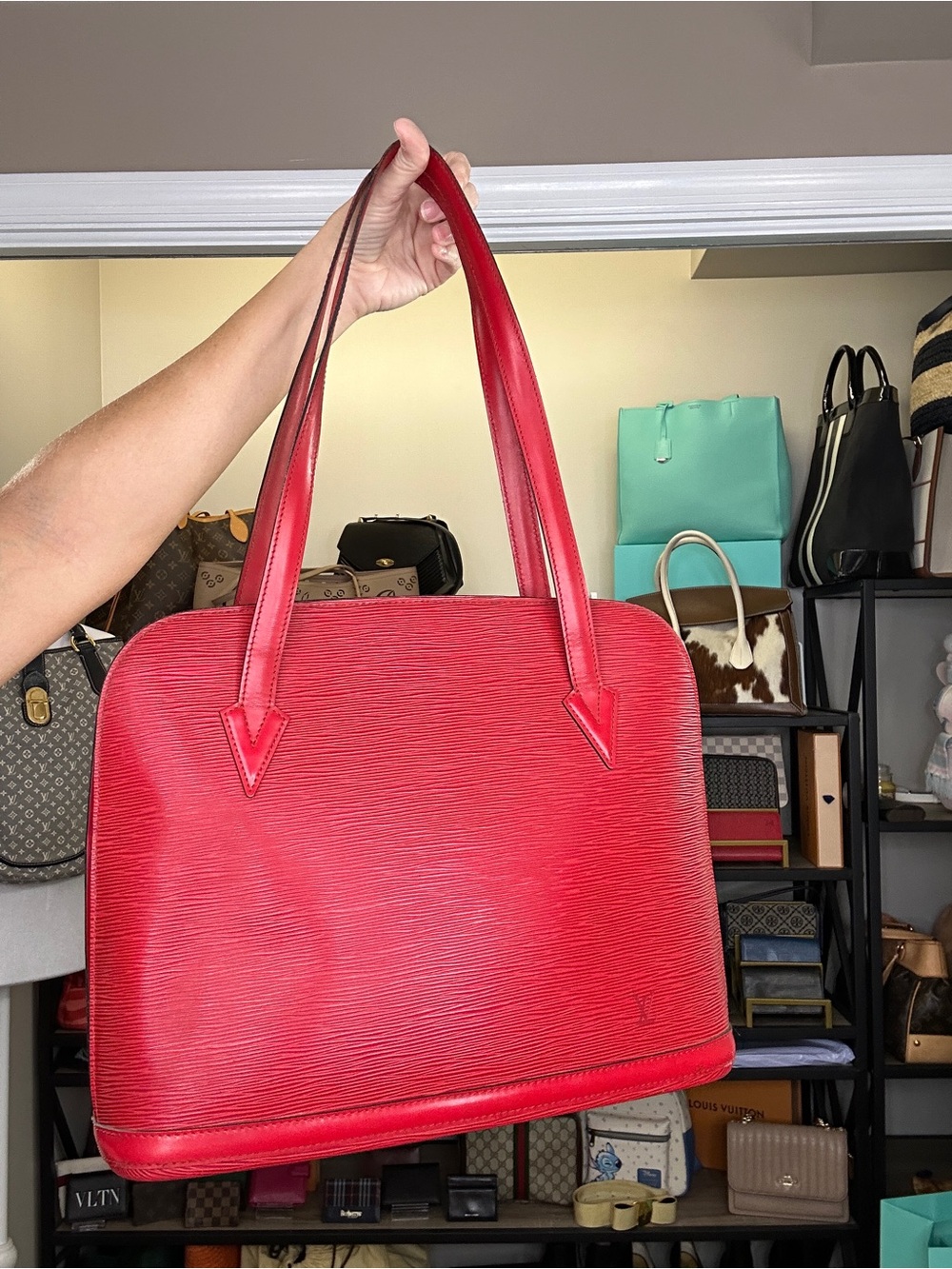 Vintage Louis Vuitton Epi Lussac Shoulder Tote Castilian Red COA VI0975 32 y.o. - Picture 4 of 15